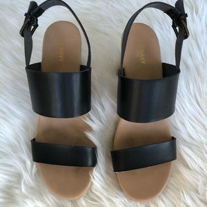 Black Sandals with Wood Heel